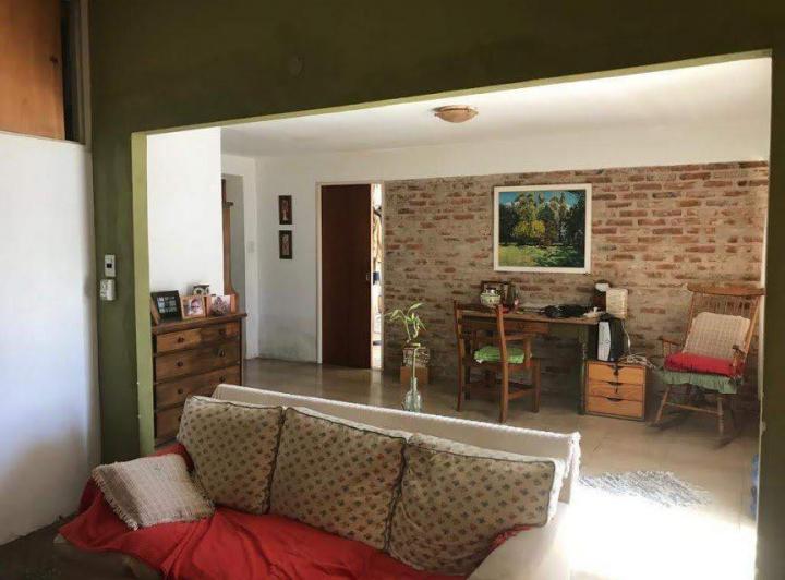 Casa · 72m² · 3 Ambientes · 1 Cochera