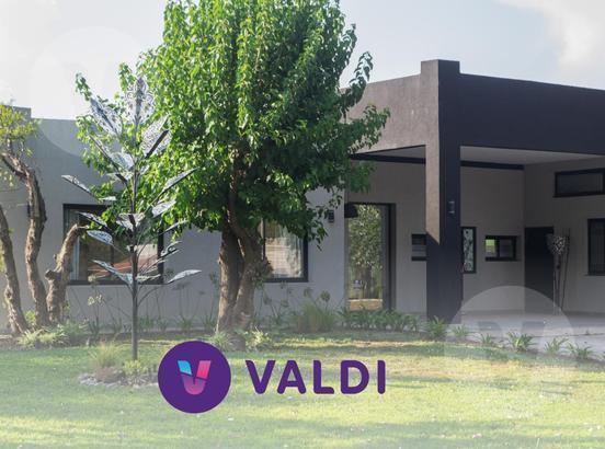 Casa · 200m² · 6 Ambientes · 2 Cocheras