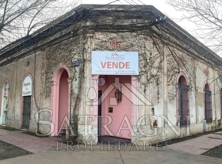 Casa · 262m² · 5 Ambientes · 1 Cochera
