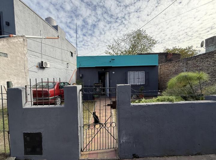 Casa · 43m² · 3 Ambientes · 1 Cochera