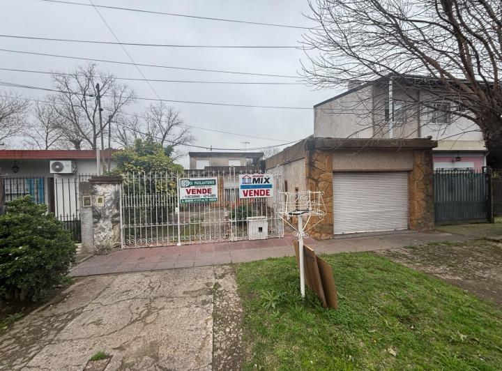 Casa · 107m² · 3 Ambientes · 1378 Cocheras