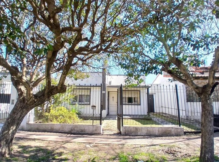 Casa · 118m² · 3 Ambientes · 1 Cochera