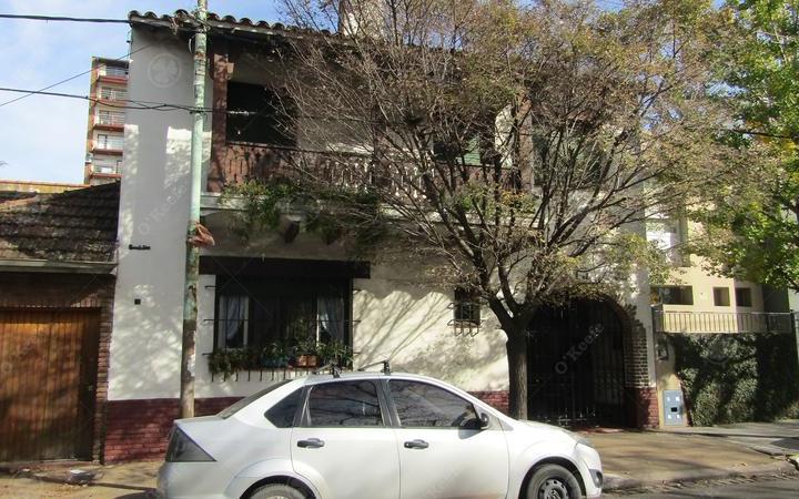Casa · 270m² · 4 Ambientes · 3 Cocheras