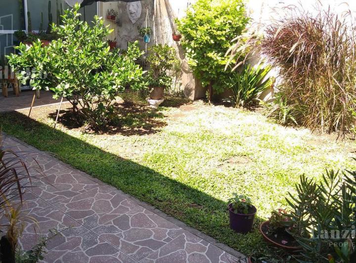 Casa · 130m² · 3 Ambientes · 1 Cochera
