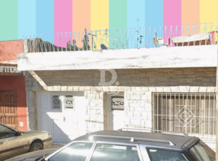 Casa · 140m² · 3 Ambientes · 1 Cochera