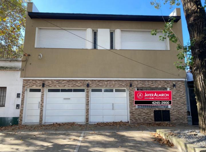 Casa · 80m² · 3 Ambientes · 1 Cochera
