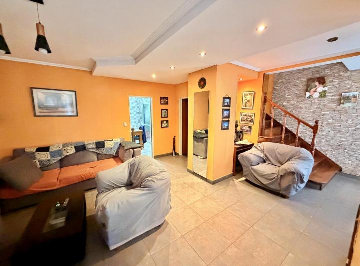 Casa · 122m² · 4 Ambientes