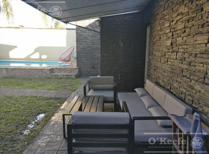 Casa · 172m² · 5 Ambientes · 2 Cocheras