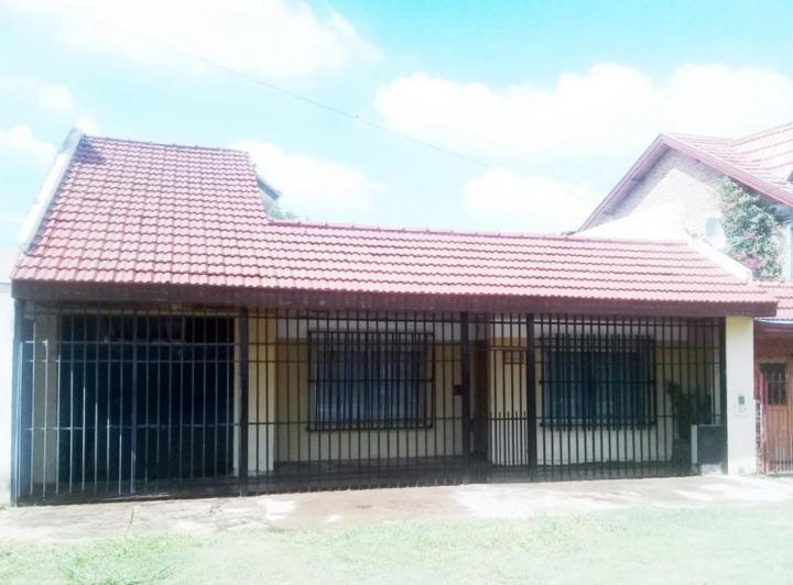 Casa · 150m² · 4 Ambientes · 1 Cochera