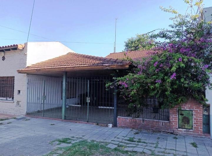 Casa · 3 Ambientes · 2 Cocheras