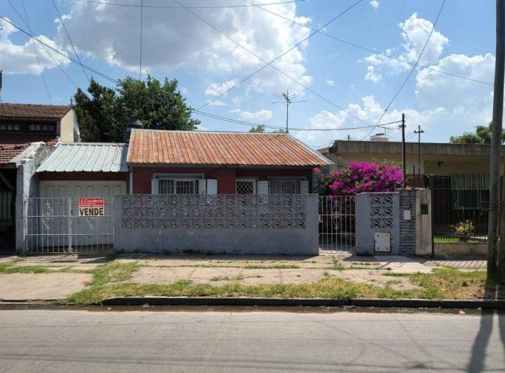 Casa · 100m² · 3 Ambientes · 1 Cochera