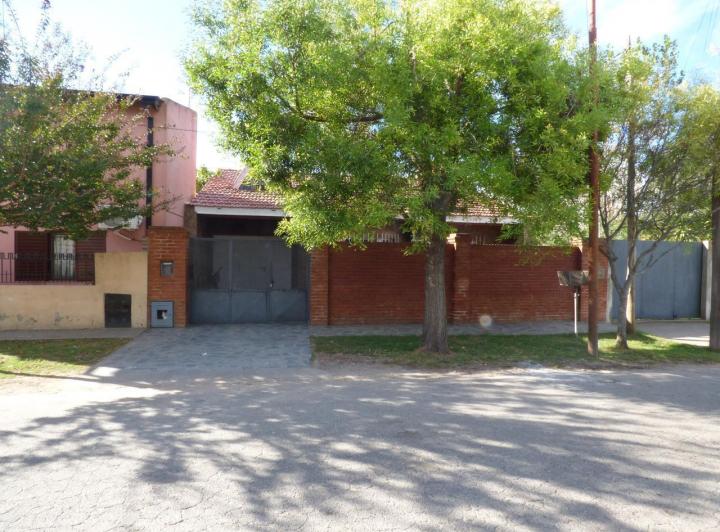 Casa · 120m² · 4 Ambientes · 1 Cochera