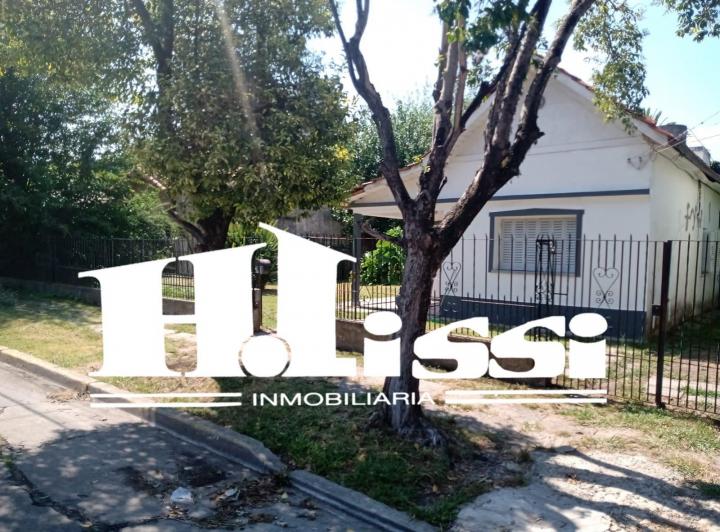 Casa · 80m² · 4 Ambientes · 10 Cocheras