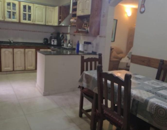 Casa · 150m² · 4 Ambientes · 2 Cocheras
