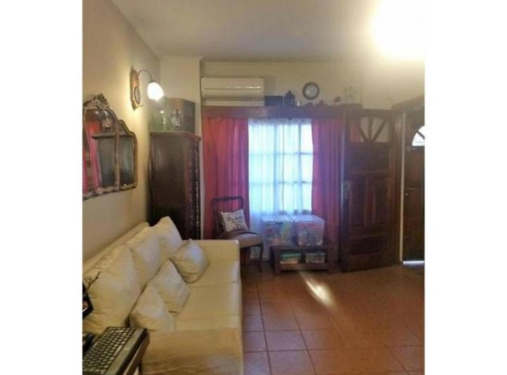Casa · 95ha · 4 Ambientes · 1 Cochera