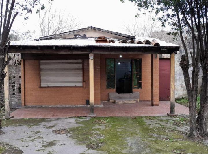 Casa · 100m² · 4 Ambientes · 1 Cochera