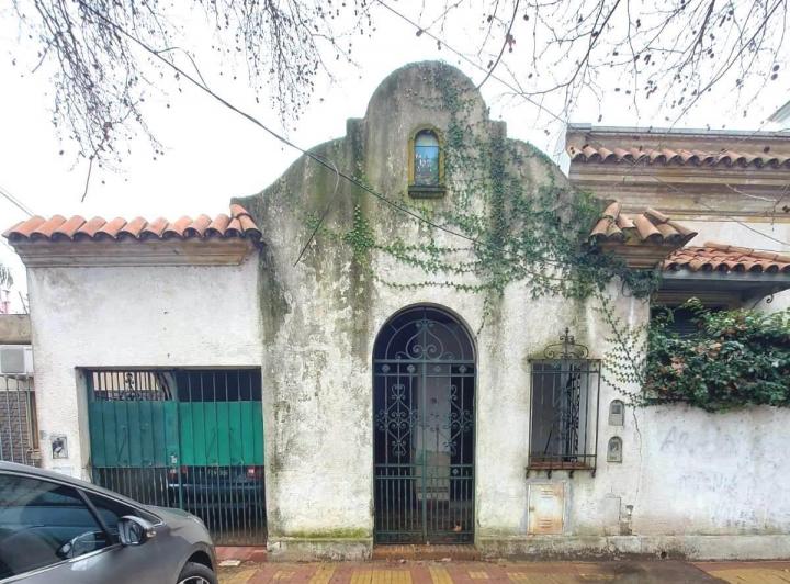 Casa · 204m² · 5 Ambientes · 1 Cochera