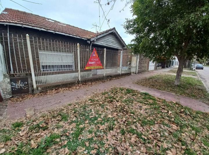 Casa · 104m² · 3 Ambientes · 1 Cochera