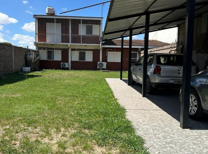 Casa · 120m² · 5 Ambientes · 1 Cochera