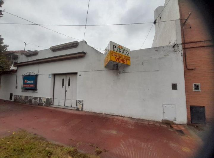 Casa · 84m² · 4 Ambientes · 1 Cochera