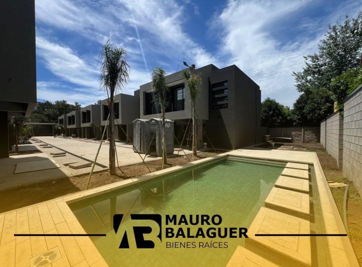 Casa · 115m² · 3 Ambientes · 1 Cochera