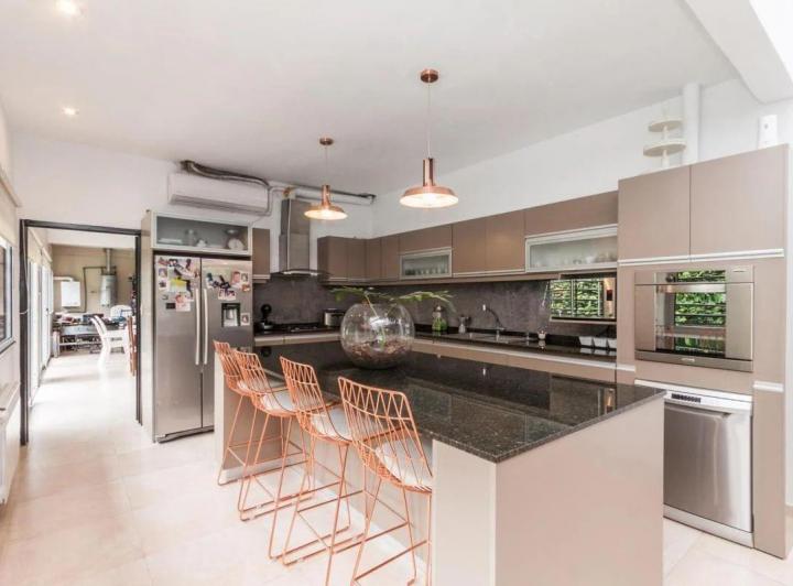 Casa · 279m² · 4 Ambientes · 1 Cochera