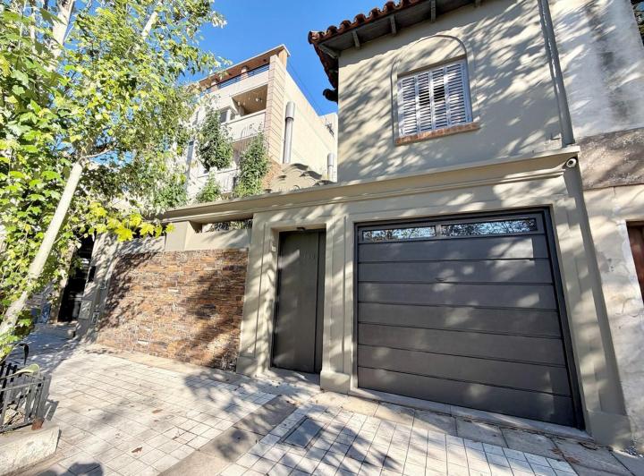 Casa · 230m² · 4 Ambientes