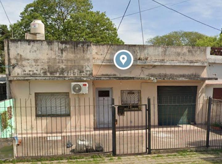 Casa · 100m² · 4 Ambientes · 1 Cochera