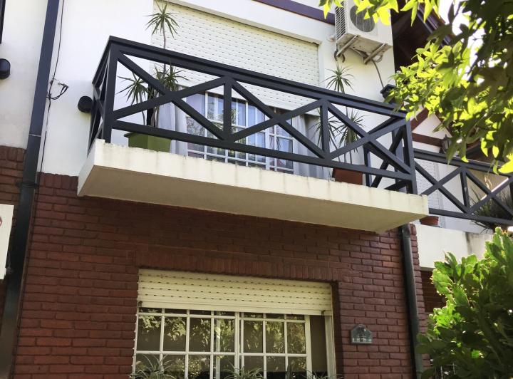 Casa · 65m² · 4 Ambientes · 1 Cochera