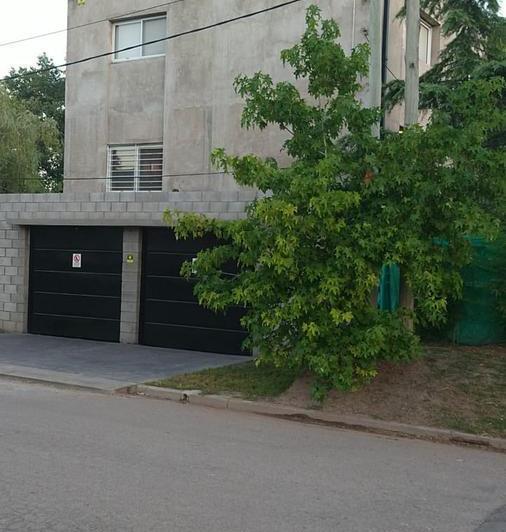 Casa · 200m² · 3 Dormitorios