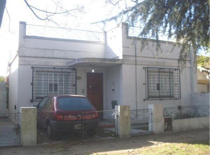 Casa · 95m² · 7 Ambientes · 1 Cochera