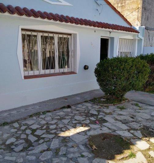 Casa · 150m² · 4 Ambientes · 1 Cochera