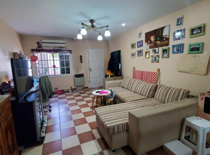 Casa · 83m² · 3 Ambientes