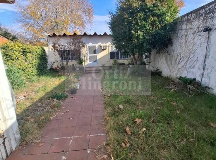 Casa · 88m² · 3 Ambientes · 1 Cochera
