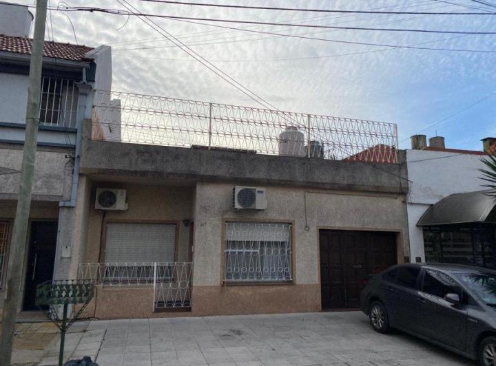 Casa · 138m² · 4 Ambientes · 1 Cochera