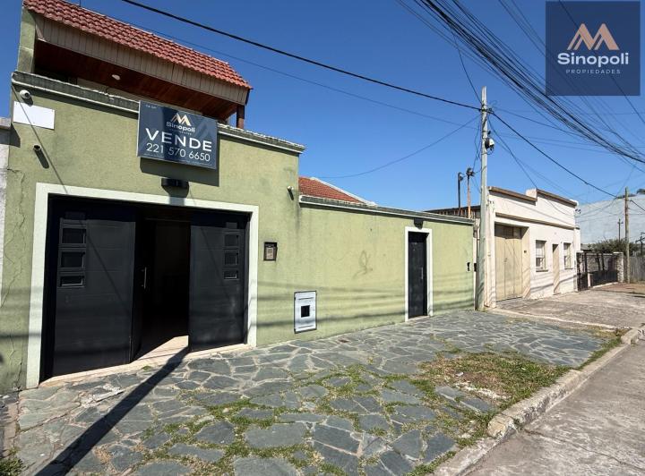 Casa · 164m² · 3 Ambientes · 3 Cocheras