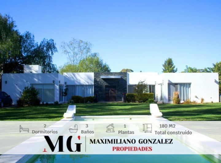 Casa · 180m² · 7 Ambientes · 4 Cocheras