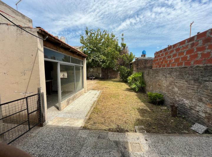 Casa · 70m² · 3 Ambientes · 1 Cochera