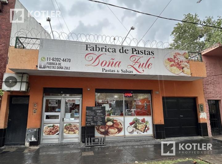 Casa · 166m² · 5 Ambientes · 1 Cochera