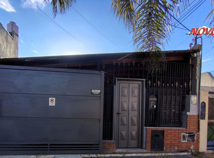 Casa · 83m² · 3 Ambientes · 1 Cochera