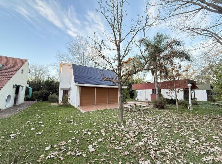 Casa · 70m² · 3 Ambientes · 1 Cochera