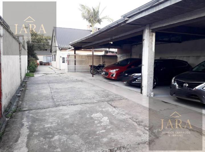 Casa · 445m² · 4 Ambientes · 7 Cocheras