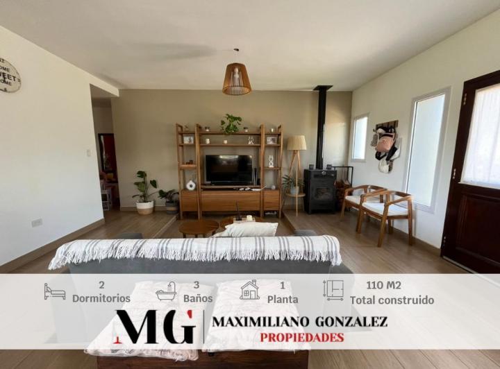 Casa · 100m² · 3 Ambientes · 2 Cocheras