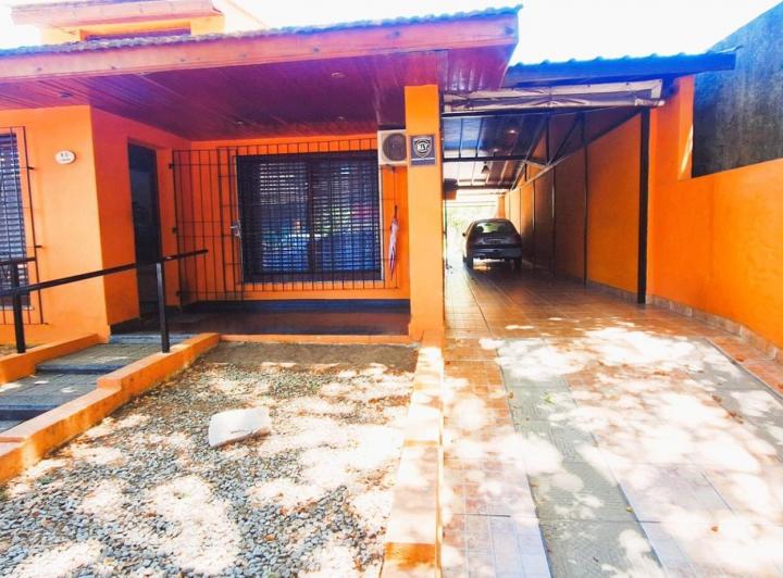 Casa · 120m² · 3 Ambientes · 3 Cocheras
