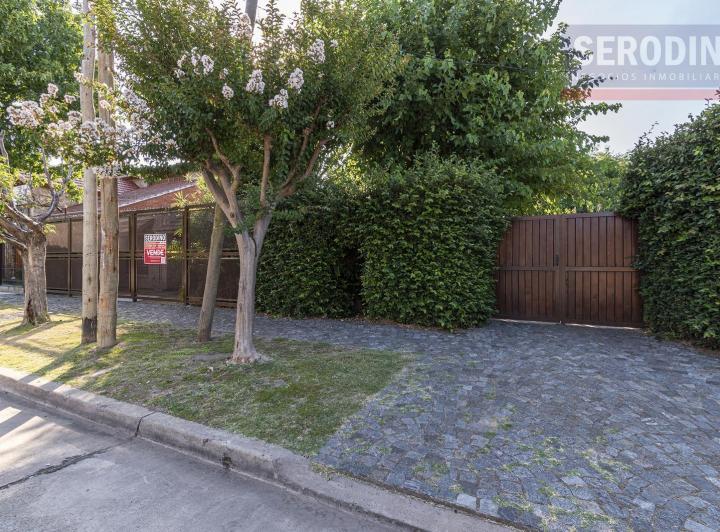 Casa · 160m² · 5 Ambientes