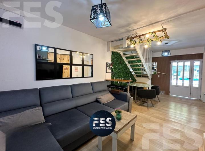 Casa · 51m² · 3 Ambientes · 1 Cochera