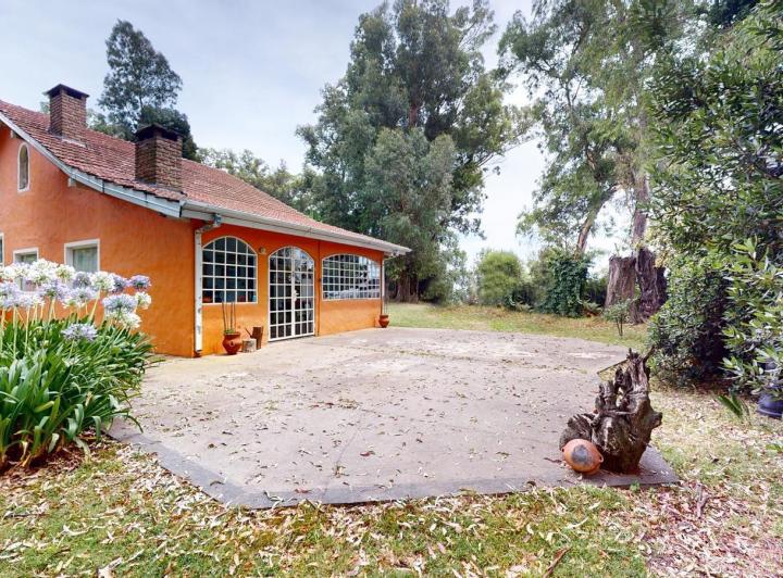 Casa · 121m² · 4 Ambientes · 1 Cochera