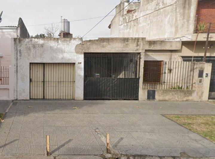 Casa · 120m² · 2 Ambientes · 1 Cochera