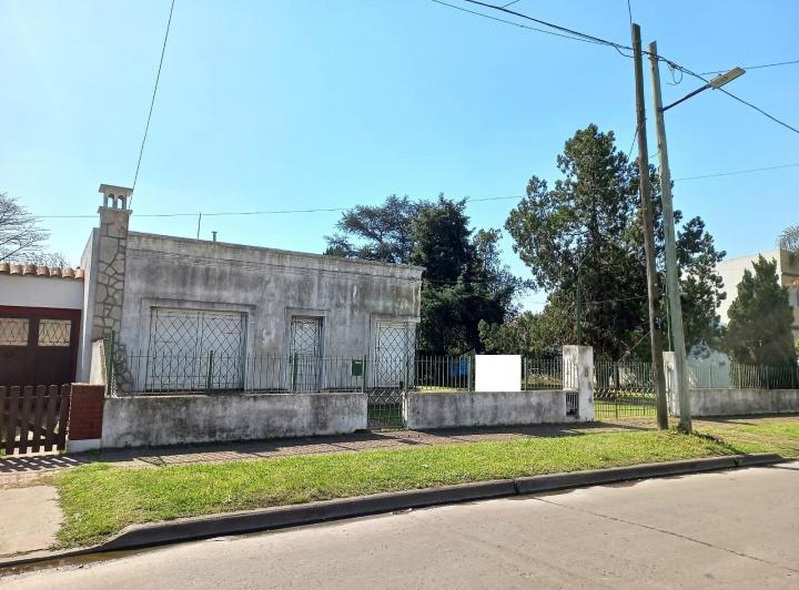 Casa · 130m² · 3 Ambientes · 1 Cochera