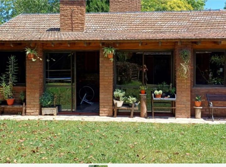 Casa · 95m² · 3 Ambientes · 1 Cochera